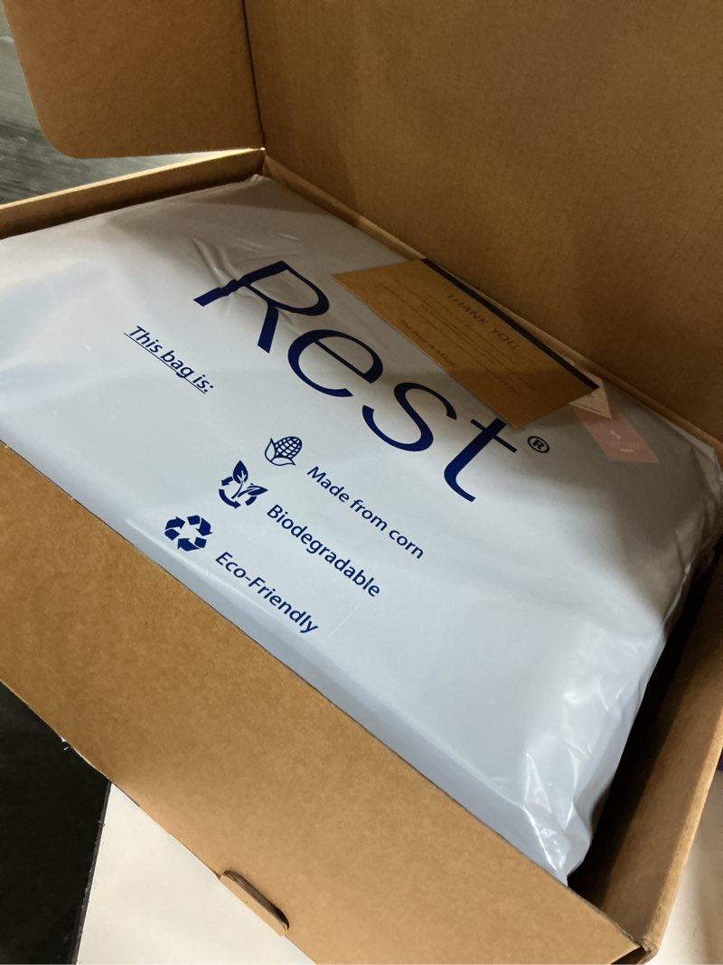 Condition photo showing Good Condition for rest® evercool® cooling comforter, king/cali king, blanket for hot sleepers, all season bedding to keep cool for night sweats, breathable lightweight duvet, 106x90 inches, midnight blue midnight blue king / cali king (106"x90")
