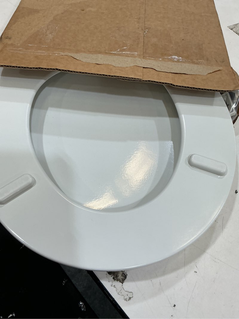 Condition photo showing Good Condition for mayfair cassel slow close toilet seat, easy clean, non slip premium wood seat, easy install, made in usa, round, white round 1 - toilet seat