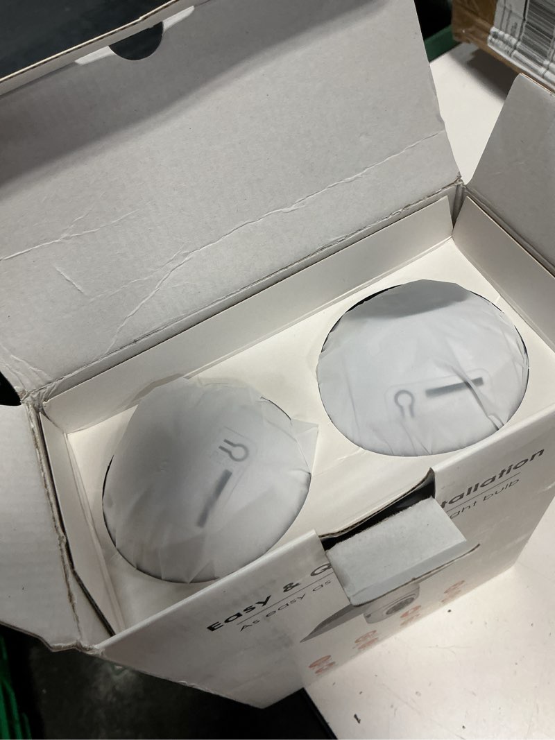 Condition photo showing Good Condition for light bulb camera 2 pack,5g dual band bulb camera,wifi 6 light bulb camera pack of 2, 2.4g/5g wifi light bulb camera, home secuirty socket camera,360 degree panoramic camera 2pcs