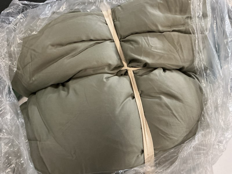Condition photo showing Good Condition for quince organic cotton sateen comforter, king/cal king, dried sage