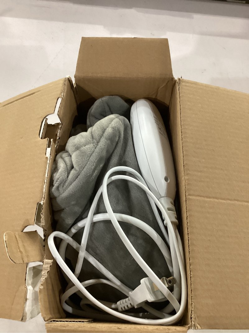 Condition photo showing Good Condition for octrot weighted heating pad for neck shoulders and back, for mom wife grandma, birthday gifts for women men dad, instant electric heated blanket with 9 heat options 4 auto-off timer, grey 18''x22''-2 pound grey