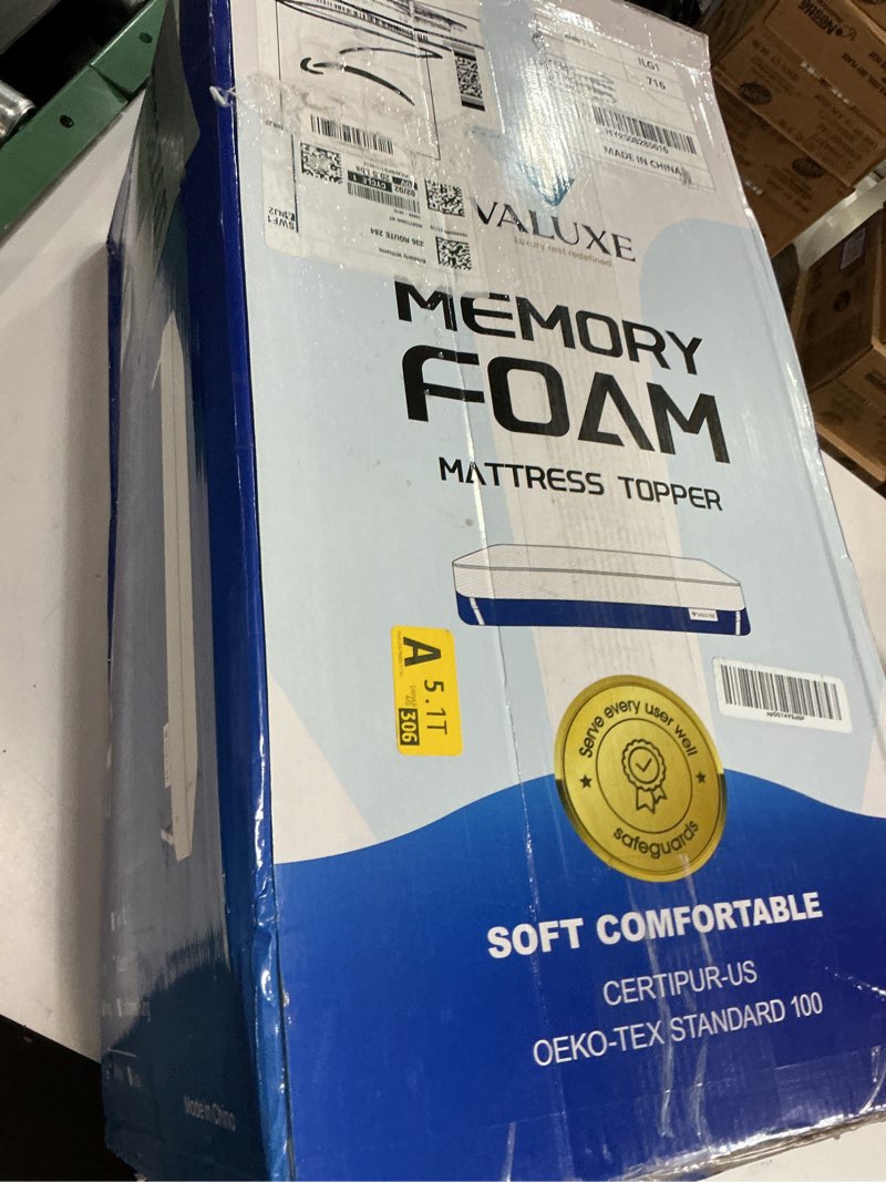 Condition photo showing New/Like New for 3 Inch Gel Memory Foam Mattress Topper Queen Size High Density Cooling Pad Pressure Relief Bed Topper (with Removable & Washable Bamboo Cover) Queen 3 Inch White