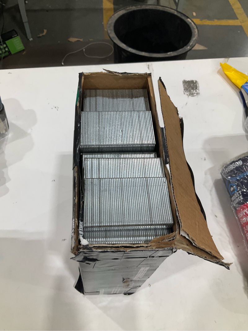 Condition photo showing Good Condition for metabo hpt 2-in leg x 1/2-in medium crown electrro galvanized 15.5-gauge collated flooring staples (7700-per box)