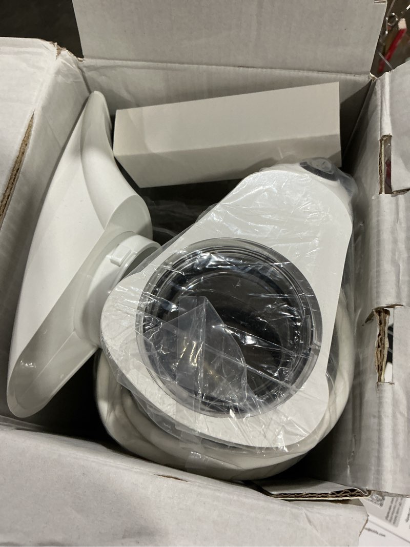 Condition photo showing Good Condition for hilife steamer for clothes, portable handheld design, 240ml big capacity, 700w, strong penetrating steam, removes wrinkle, for home, office(only for 120v)(white)