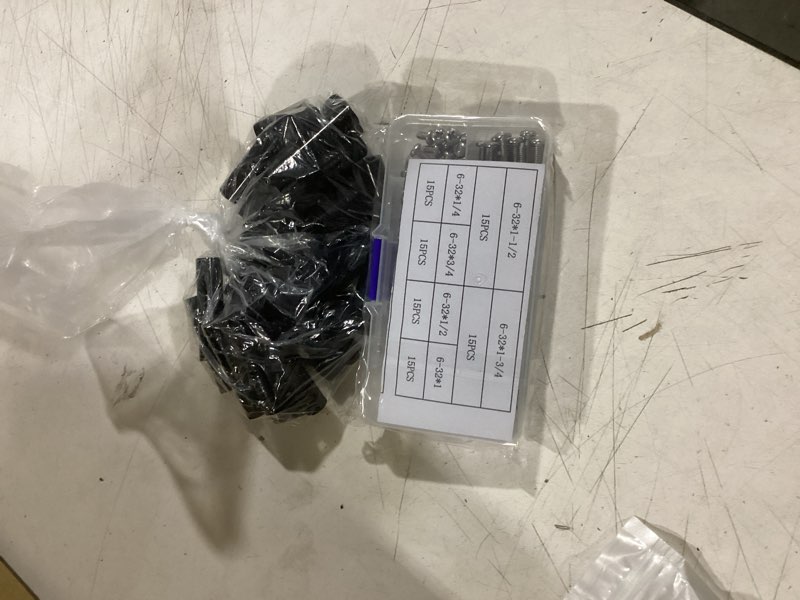 Condition photo showing Good Condition for zonon 150 pieces outlet spacers electrical extender kit 60 pcs outlet screw spacers and 90 pcs 6-32 thread round head screws for household and industrial electricity, 6 lengths(black)