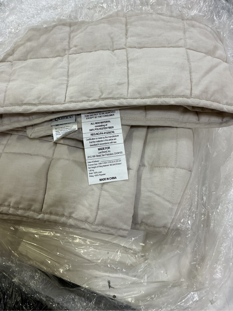 Condition photo showing Good Condition for european linen box quilt, king/cal king, sand