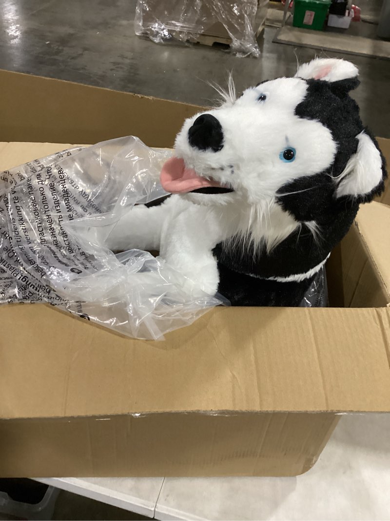 Condition photo showing New/Like New for Melissa & Doug Giant Siberian Husky - Lifelike Stuffed Animal Dog (Over 2 feet Tall)