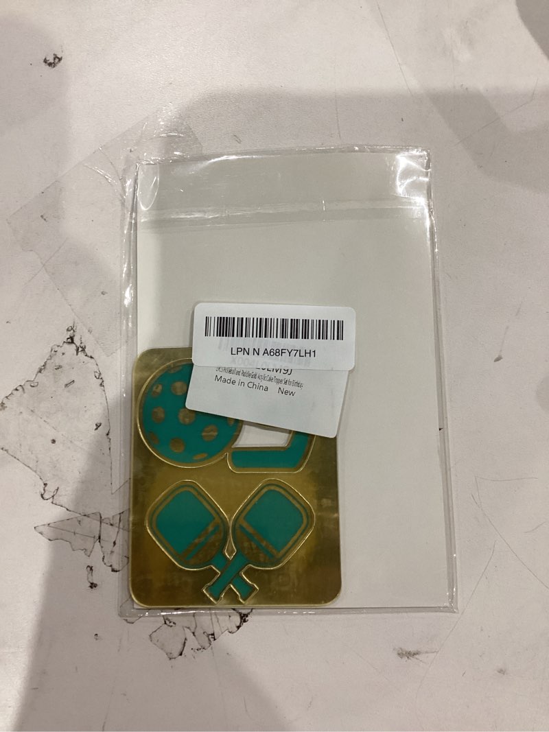 Condition photo showing New/Like New for 2pcs pickleball and paddle gold acrylic cake topper set for birthday,pickleball-themed parties, sports celebrations, retirement parties, pickleball enthusiast's cake decorative party accessory