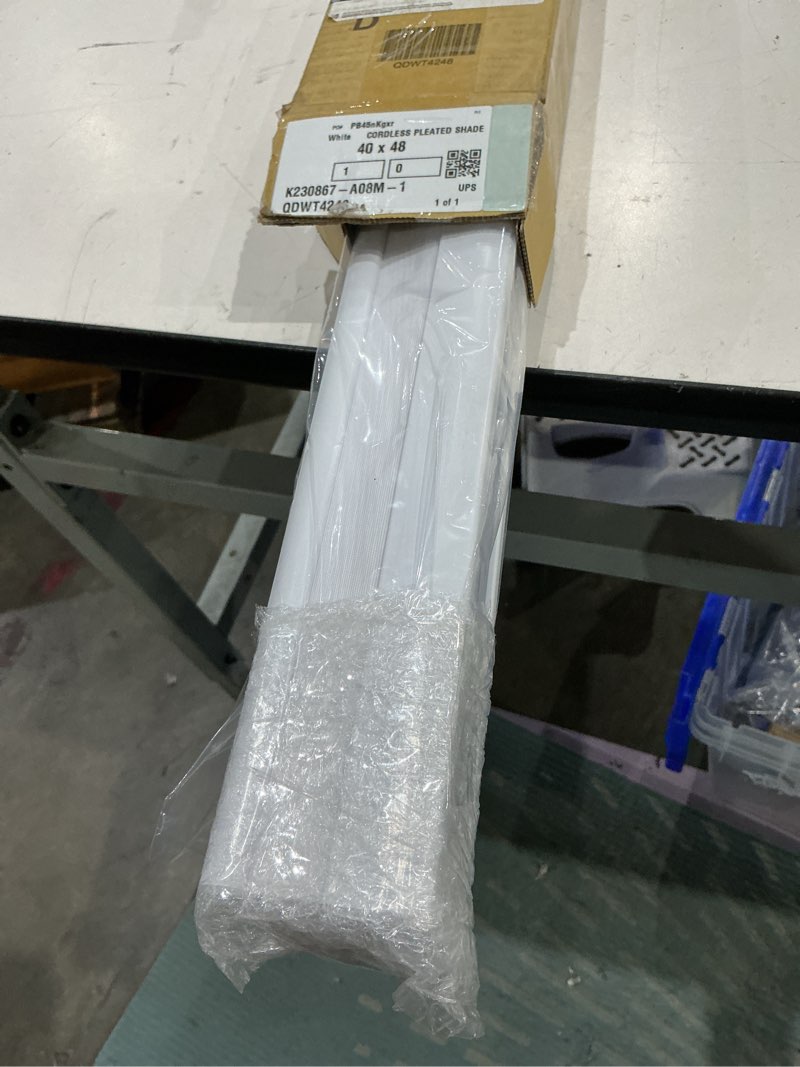 Condition photo showing Good Condition for dez furnishings cordless 1" light filtering pleated shade, fabric, 40" w x 48" h, white white 40"w x 48"h
