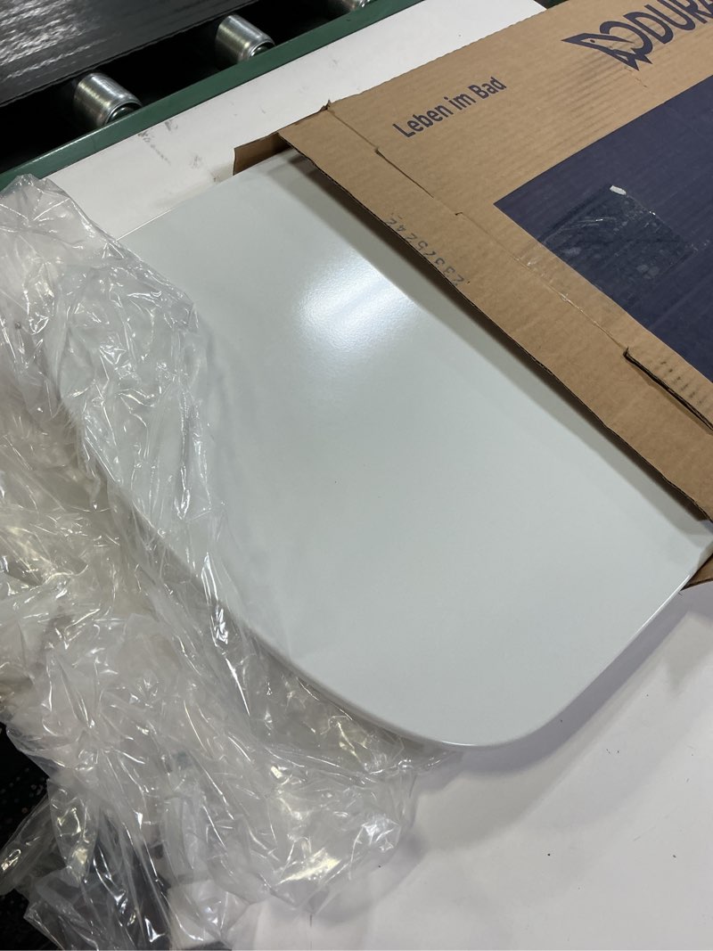 Condition photo showing As Is for Seat and cover DuraStyle white hinges ss with SoftClose elong. 1