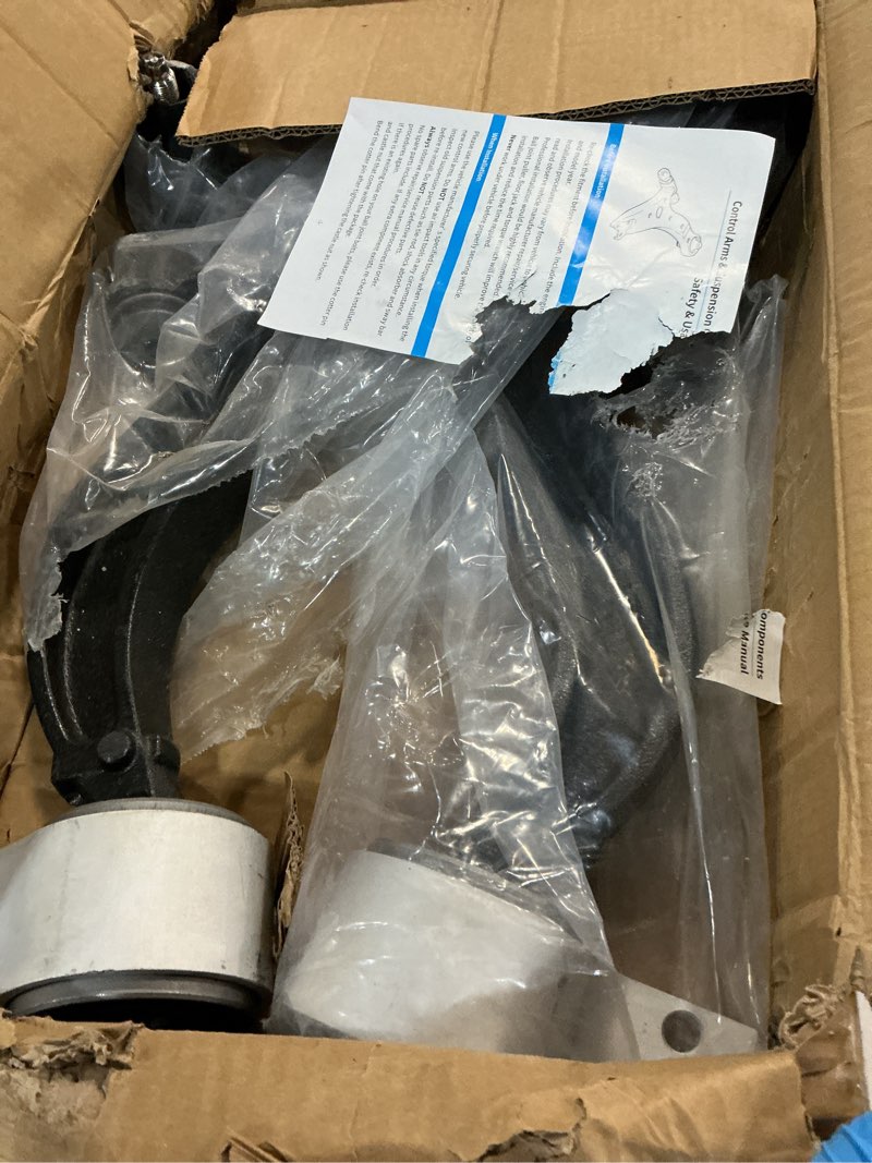 Condition photo showing Good Condition for front lower control arms with ball joints compatible with 2013-2016 ford flex, police 2013-2018,special service police, taurus 2013-2019,2013-2019 lincoln mkt