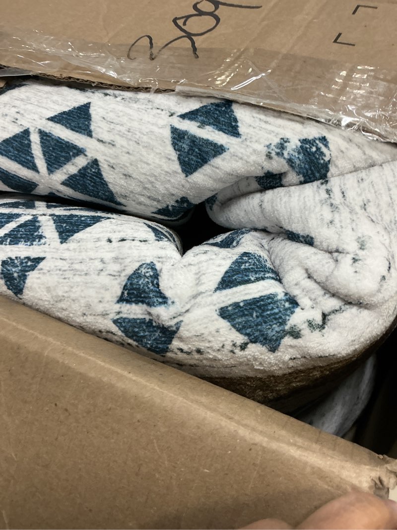 Condition photo showing Good Condition for bestsweetie 6x9 area rugs for living room washable moroccan farmhouse neutral geometric low pile non-slip soft print pattern rug for bedroom kitchen dining room entryway blue/brown blue/brown 6' x 9' (rectangular)