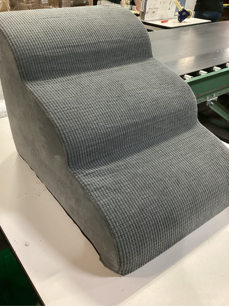 Condition photo showing Good Condition for 3-Step Dog Ramp and Stairs for Sofa and Chair - Non-Slip Sturdy Pet Steps for Small Dogs and Cats,15.7" H,Grey Grey 3 Standard 3-Step 15.7"H