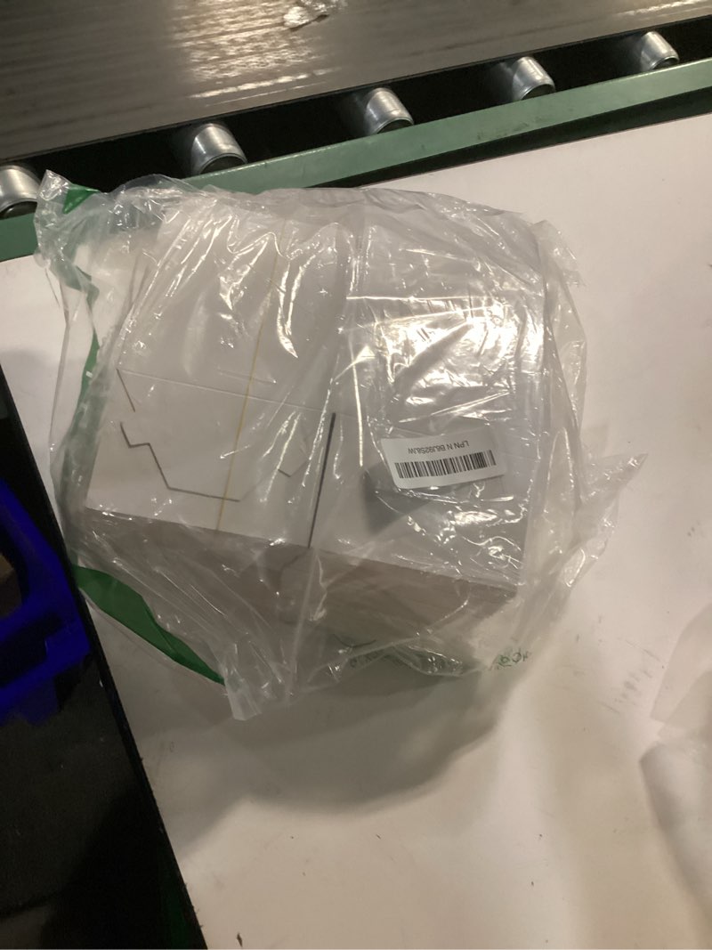 Condition photo showing Good Condition for MESHA Small White Gift Boxes 4x4x4'' 100 Pack, Gift Box with Lids for Bridesmaid Gifts, Groomsmen, Godmother, Wedding & Party Favor, Bridal Shower Pure White 1 Count (Pack of 100)