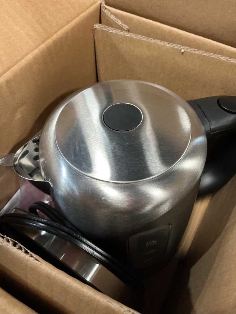 Condition photo showing Good Condition for amazon basics electric stainless steel kettle for tea and coffee, bpa-free, fast boiling, auto shut-off, 1 liter, 1500w, black and silver