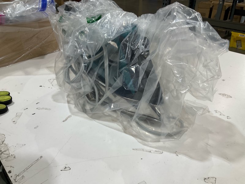 Condition photo showing Good Condition for rowenta pro master stainless steel soleplate steam iron for clothes, 210 g/min, 400 microsteam holes, cotton, wool, poly, silk, linen, nylon, 1775 watts iron steamer for clothes, powerful steam dw8360