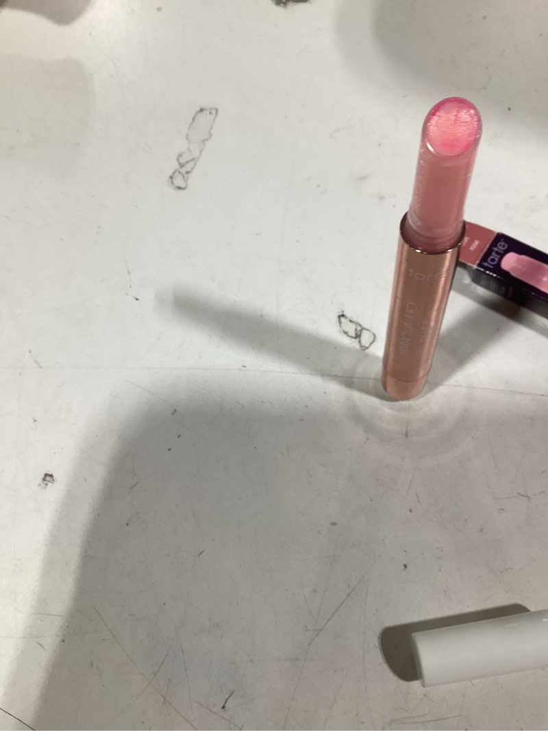 Condition photo showing As Is for tarte maracuja juicy lip & cheek shift - pH-Powered Lip Stain & Cheek Stain, Lip Gloss Balm with Hyaluronic Acid for Smooth Moisturized Lips & Cheek Tint, Vegan & Cruelty-Free rose