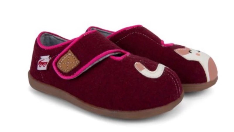 SEE KAI RUN Cruz Berry Kitty size C7