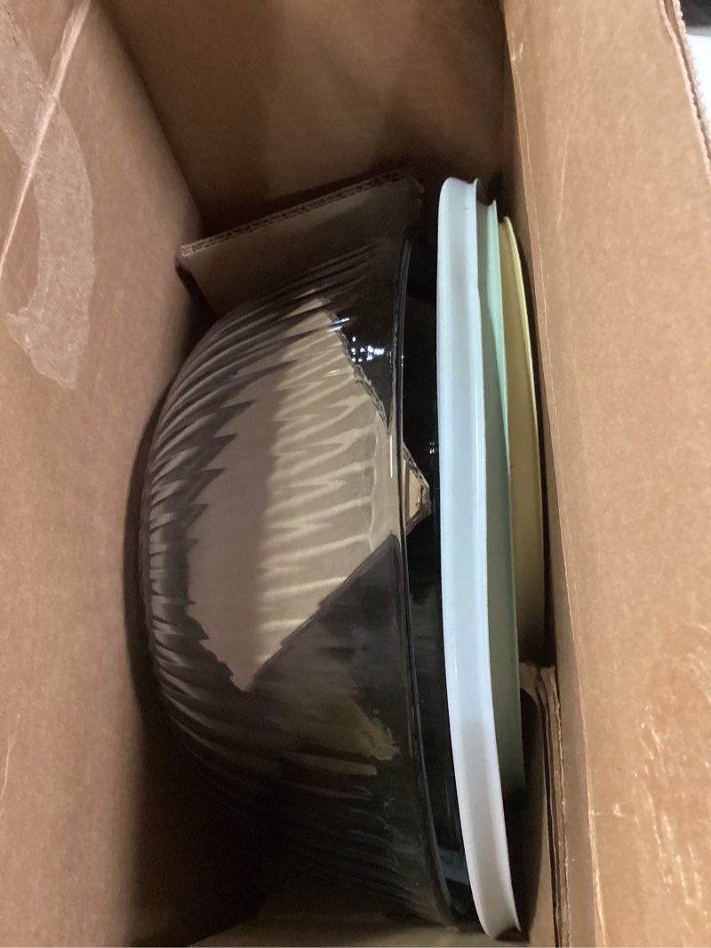 Condition photo showing Good Condition for Pyrex Colors Tinted (3-Pack, Full Set) Sculpted Tinted Glass Mixing Bowls With Lids, Nesting Space Saving Set of Bowls For Prepping and Baking, 1.3QT, 2.3QT & 4.5Q 3 Pack, With Lids Yellow, Green, Blue