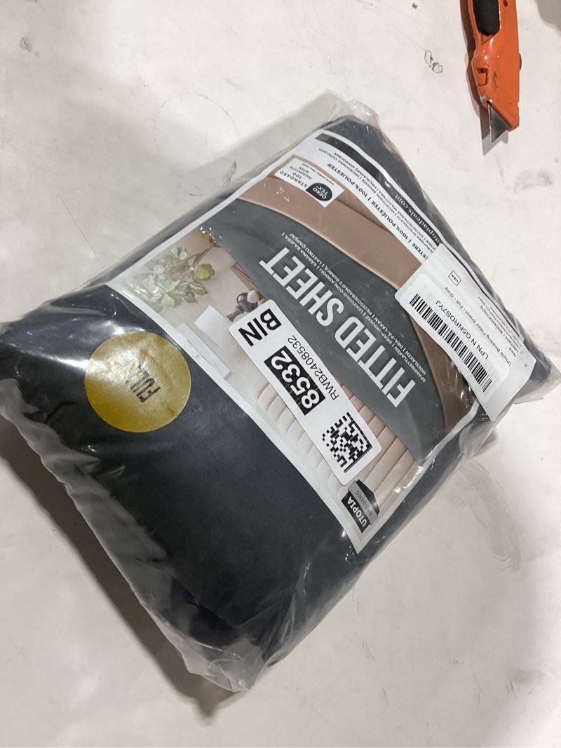 https://lotting-media.assets.bidfta.com/lotting_41c4da8a-89aa-435f-8542-03c2c62eb9b7
