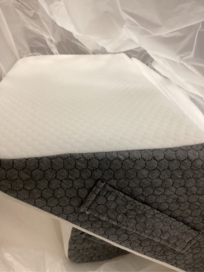 Condition photo showing New/Like New for 3-piece positioning wedge pillow set, foam bed wedges for side sleeping, medium-firm body positioners for elderly home care, leg elevation, knee elevation, repositioning & recovery white