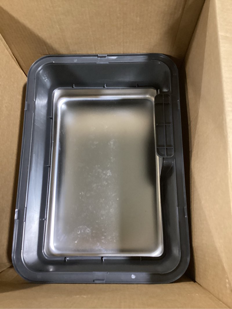 Condition photo showing Good Condition for kichwit stainless steel cat litter box with high sides easy to clean, smooth surface, rust resistant, 19.8" x 13.8" x 10" (with lid) 19.8" l x 13.8" w x 10" h (with lid)