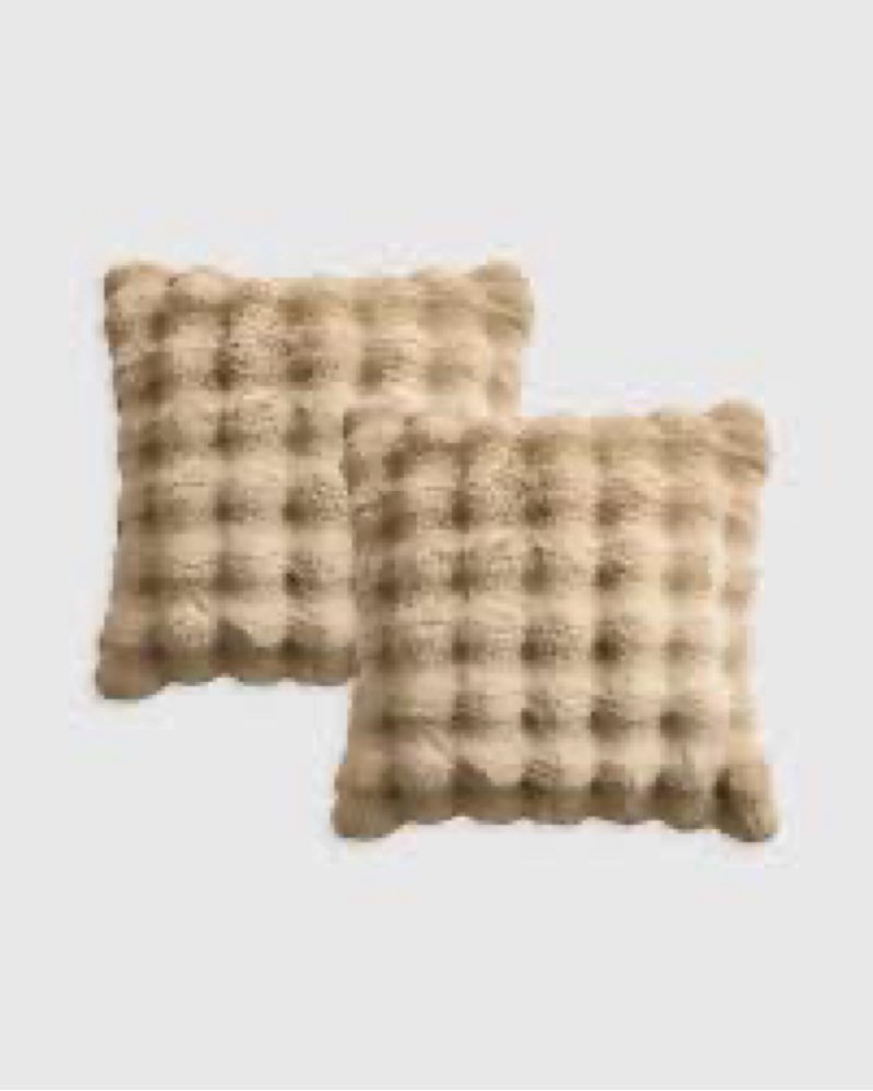 Quince Ruched Faux Fur Pillow Cover / Mink / 20x20