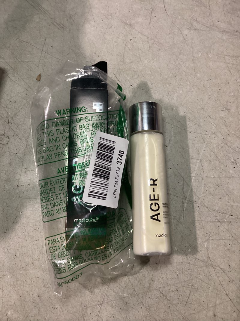 Condition photo showing Good Condition for medicube Age-R Glutathione Glow Milky Toner, Low-Irritation Double Layer Toner for Glass Glow Skin with Peptide, Even Skin Tone, Radiance, Hydration, Korean Skincare