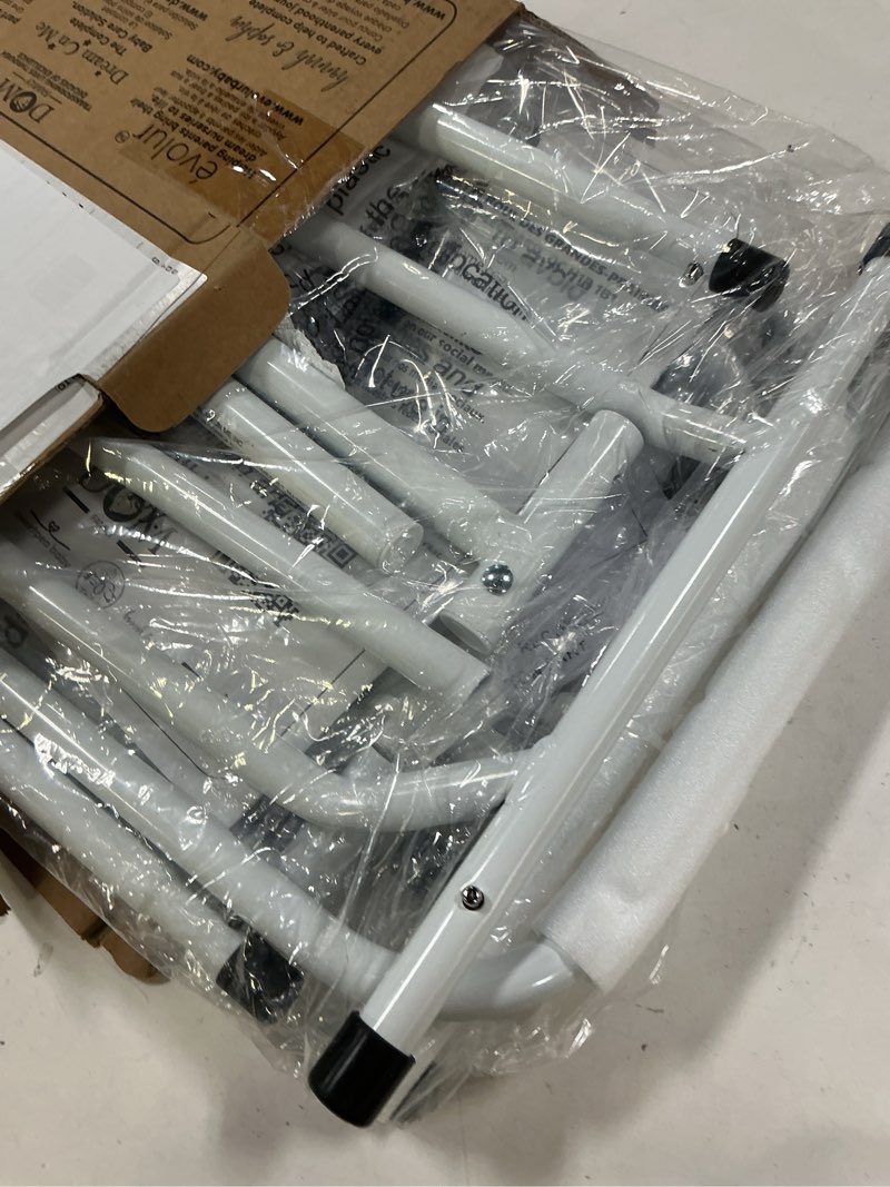 Condition photo showing New/Like New for Dream On Me Lightweight Mesh Security Adjustable Bed Rail Double Pack with Breathable Mesh Fabric in White, 2 Count (Pack of 1)