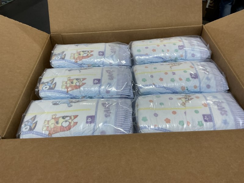 Condition photo showing New/Like New for luvs size 4 baby diapers, platinum protection bluey diapers for day & night, size 4, 198 count (packaging may vary) size 4 198