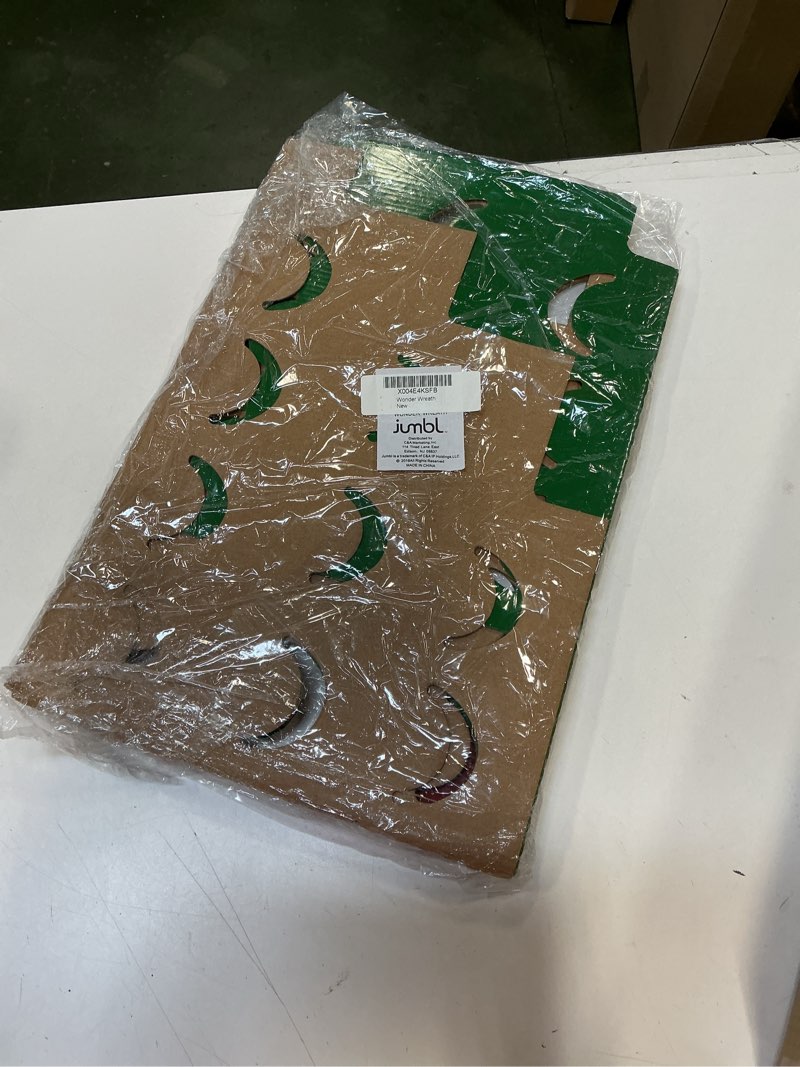 Condition photo showing New/Like New for Jumbl Christmas Decoration Wonder Wreath Jumbo (44" X 36") Card & Photo Display Holder. for Home, Work, Schools, Party. Great Way to Go Down Memory Lane.