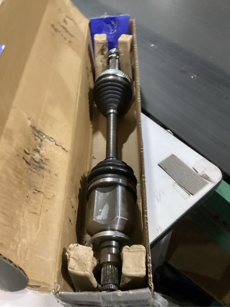 Condition photo showing New/Like New for gsp ncv69502 cv axle shaft assembly - right front (passenger side)