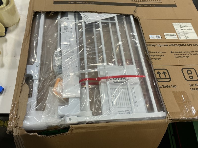Condition photo showing New/Like New for cumbor 29.2–43" baby gate for stairs, hardware mounted (drill required), expandable no bottom bar dog gate, auto close extra wide walk thru, pet & toddler proof gate, top & bottom of stairways (white) white hardware mounted only (no bottom bar) 29.2"-43" w x 28" h