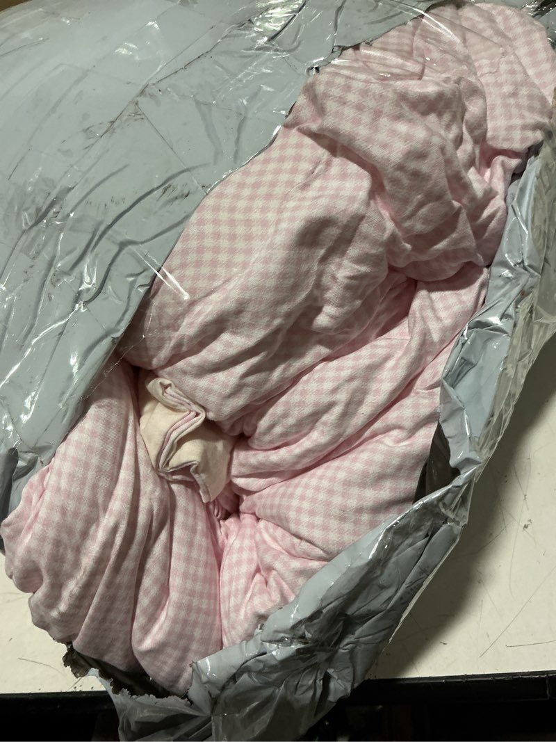 Condition photo showing As Is for (unsure size) nayoroom gingham duvet cover full size pink white plaid checkered comforter cover grid farmhouse bedding set 3 pcs soft breathable washed microfiber gifts for women men pink gingham full