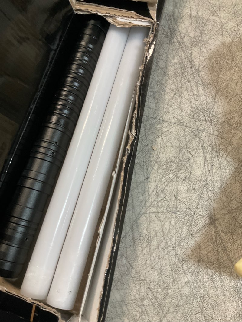 https://lotting-media.assets.bidfta.com/lotting_41f59511-21ce-4462-aee9-a8254fbf8832