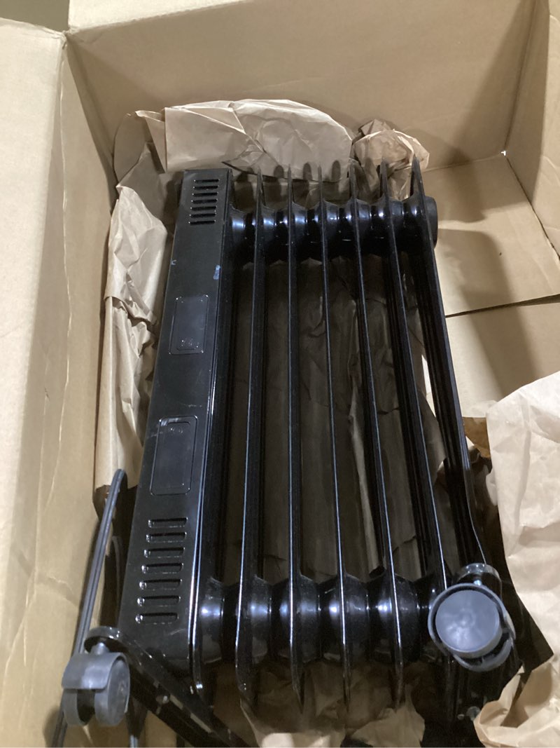 Condition photo showing Good Condition for Portable Electric Radiator Heater, Space Oil Filled Heaters with 3 Heat Settings, Adjustable Thermostat, Overheat & Tip-Over Protection For Indoor Use,1500W (Black) Deep Black