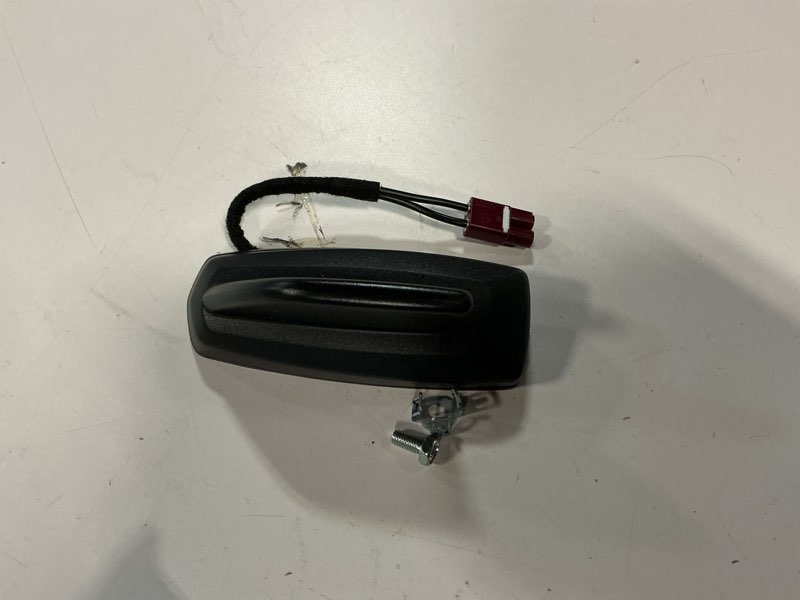 Condition photo showing Good Condition for ACDelco GM Original Equipment 23447542 High Frequency Antenna, Black