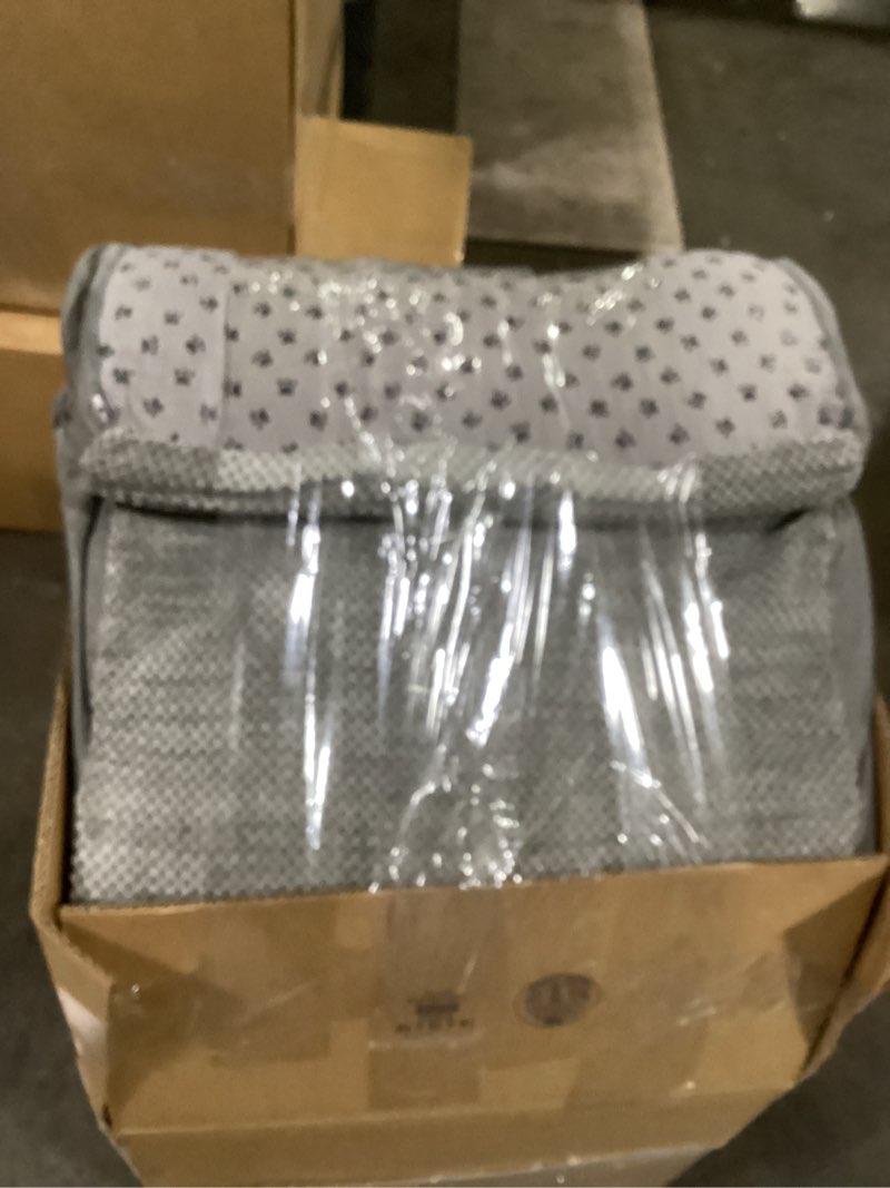 Condition photo showing Good Condition for Dog Stairs & Steps for High Beds 30-36 inches High Tall, LitaiL 33inch 7 Steps Pet Stairs/Steps for High Beds Small Large Dogs, Non-Slip Dog Ramps/Ladder for Old Dogs/Cats 33 H 7-Step Gray with 2 Ottoman