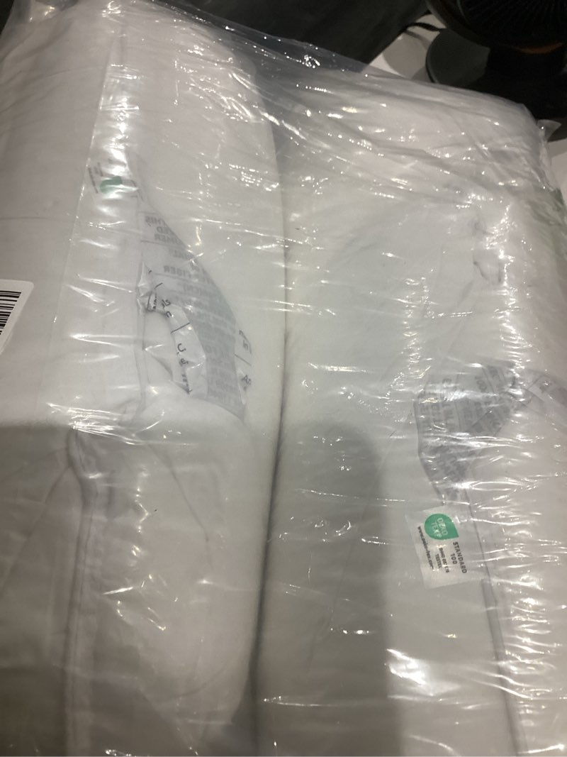 Condition photo showing Good Condition for Amazon Basics Down Alternative Bed Pillows, Medium Density For Back and Side Sleepers, King, 2-Pack, White, 36 in L x 20 in W King (Pack of 2) Medium Pillow