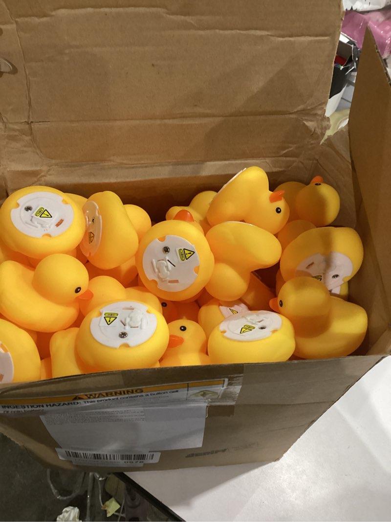 Condition photo showing Good Condition for Jerify 100 Pcs Bulk LED Rubber Ducks Light up Yellow Bathtub Rubber Ducks Glow Bath Floating Toys with LED Lights Birthday Halloween Christmas Easter Shower Pool Toys for Holiday Bathroom