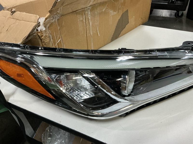 Condition photo showing As Is for halogen headlight assembly replacement for 2015 2016 2017 hyundai sonata headlight headlamp right passenger side rh, black