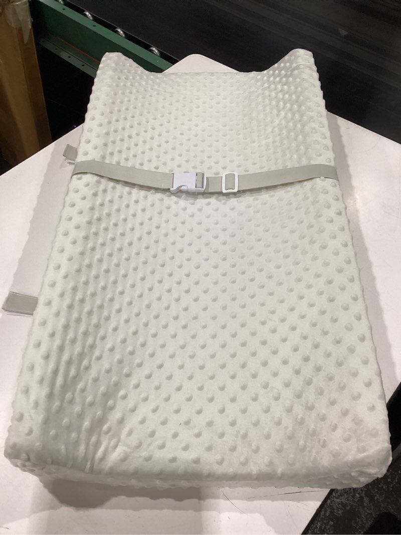 Condition photo showing New/Like New for yening soft baby changing pad for dresser diaper changing table mattress with cover for babies and toddlers waterproof grey