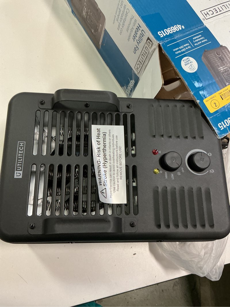 Condition photo showing Good Condition for Utilitech utility fan heater 4969015