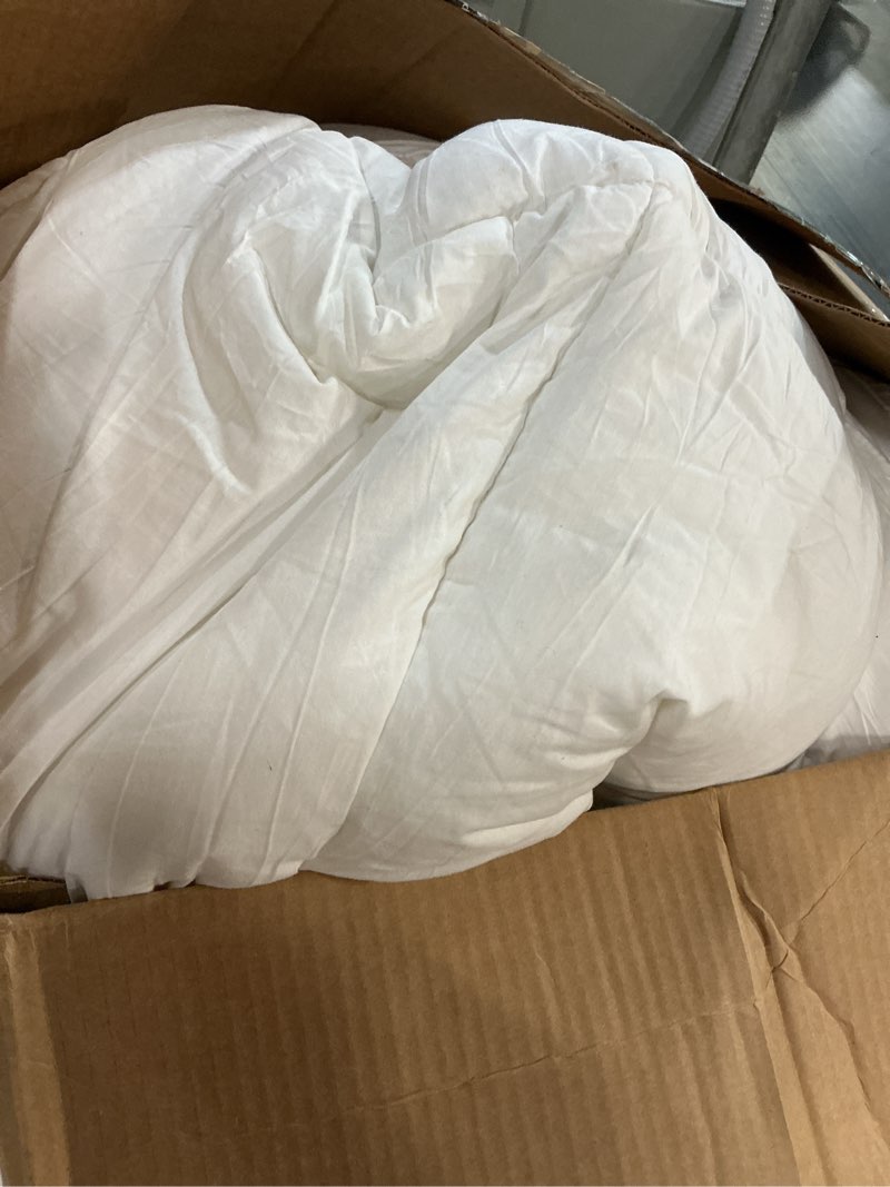 Condition photo showing As Is for COHOME Full Size Mattress Topper Extra Thick Cooling Mattress Pad 400TC Cotton Top Plush Down Alternative Fill Pillow Top Mattress Cover with 8-21 Inch Deep Pocket (54x75 Inches, White-Classic) White - Classic Full