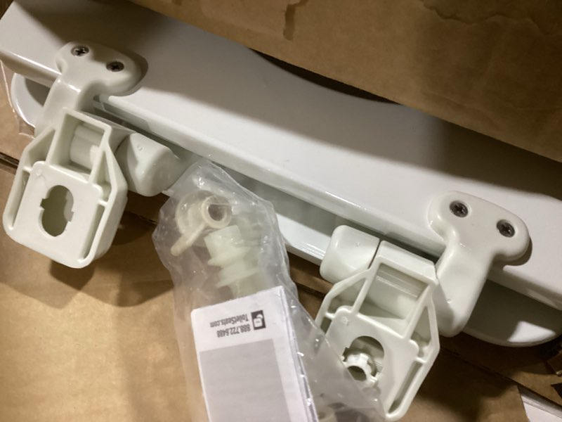 Condition photo showing Good Condition for Mayfair Linden Slow Close Toilet Seat, Non Slip Heavy Duty Wood, Easy Install, Elongated, White Elongated Traditional Hinge