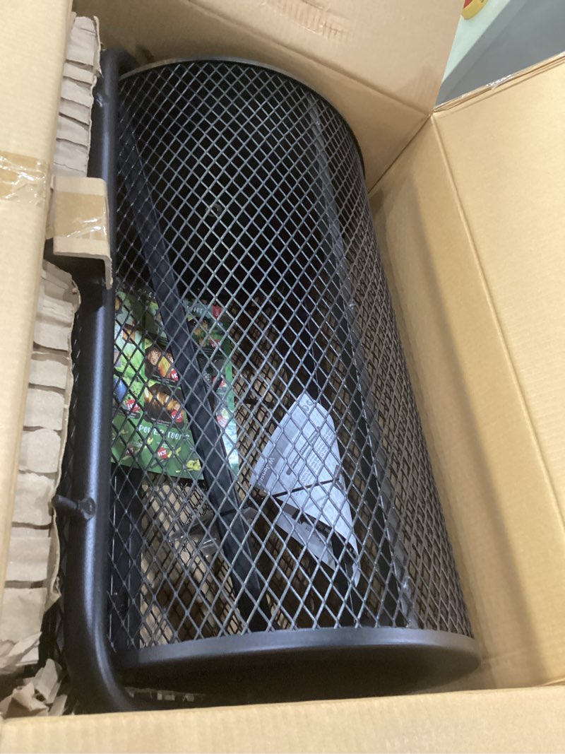 Condition photo showing Good Condition for Walensee 24 Inch Compost Spreader Peat Moss Spreader with Upgrade T Shaped Handle for Planting Seeding Durable Lightweight Metal Mesh Spreader for Lawn and Garden Care Manure Spreaders Roller Patented