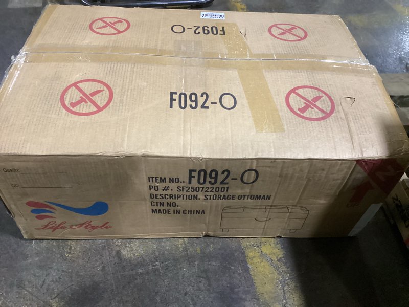 Condition photo showing Good Condition for Ottoman Storage Ottoman Bench Faux Leather Footrest Footstool with Hinged Lid for Living Room, Bedroom, Entryway, White, 35"X23"X17"