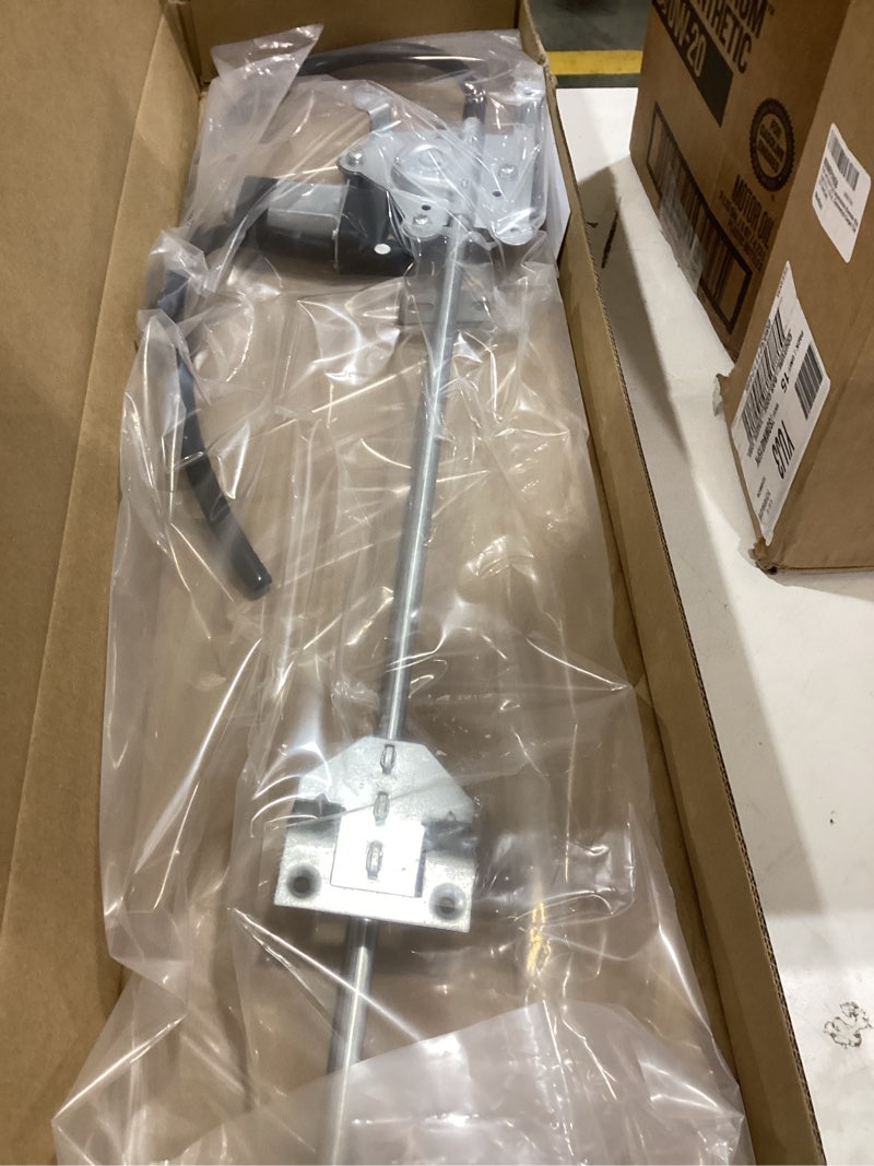 Condition photo showing New/Like New for scitoo front left power window regulator with motor fit for 2005-2011 for freightliner classic,1997-2003 for freightliner fld112,2005-2003 for freightliner fld112,741-5202