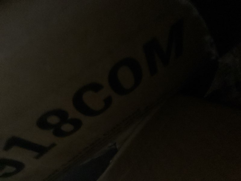 https://lotting-media.assets.bidfta.com/lotting_424f7c3e-7a75-4b91-8ba4-98093eef5db6
