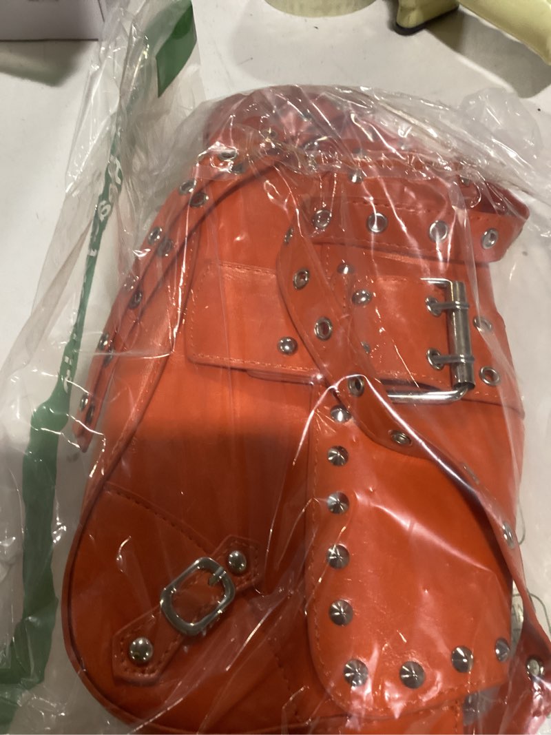 Verdusa Women's Shoulder Bag Y2K Handbag Goth Trendy Cute Studded Punk Rivet Purse Orange One Size